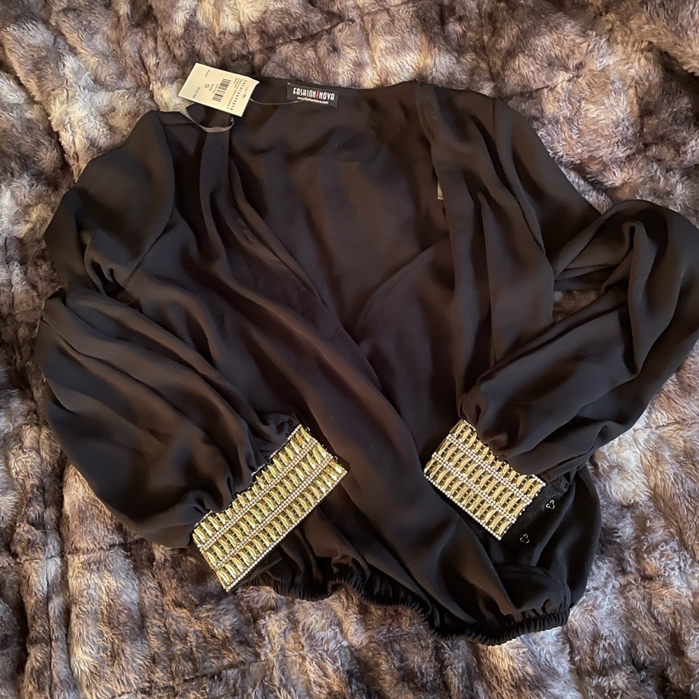 Fashion nova mech top!